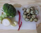 Foto langkah ke 1 dari resep 7. Tumis Brocoli Telur Puyuh.
