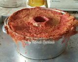Foto langkah ke 6 dari resep Bolu Buah Naga.