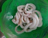 Foto langkah ke 1 dari resep Cumi Ring Masak Asin Pedas.