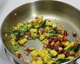 બટાકા પૌઆ (Bataka Poha Recipe In Gujarati) રેસીપી સ્ટેપ2ફોટો