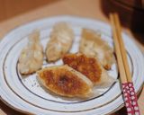 Foto langkah ke 5 dari resep 餃子 Gyoza - Japanese dumpling.