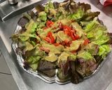 Une image de l'étape 6 de Salade feuille de chêne aux tomates, mozzarella et persil.