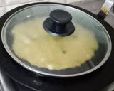 A picture of step 3 of Thalipeeth.