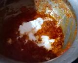 A picture of step 10 of Methi matar malai.