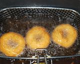 Foto del paso 2 de la receta: Picarones sin zapallo