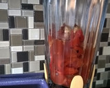 Foto del paso 3 de la receta: Brótola en crema de pimiento rojo con guarnición de arroz con vegetales