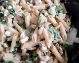 Foto del paso 5 de la receta: Pasta espinaca y pollo delicias en poco tiempo