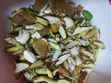 उम्म अली (umm ali recipe in marathi)