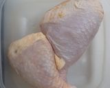 Foto langkah ke 1 dari resep Nasi ayam Hainan PAPA (dengan Saus Hainan dan Sop sayur asin).