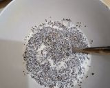 Foto langkah ke 2 dari resep Chia Seeds with Fruits.