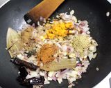 A picture of step 4 of Spinach Fried Rice.