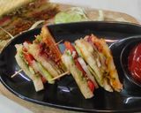 વેજ ક્લબ સેન્ડવિચ(veg club sandwich recipie in Gujarati) રેસીપી સ્ટેપ7ફોટો