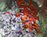 A picture of step 1 of Bombay street style Bhel.