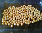 Foto del paso 2 de la receta: Crema de garbanzos asados