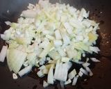 A picture of step 1 of Broccoli and Cauliflower Soup.