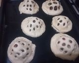 A picture of step 20 of Minced meat filled buns.