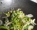 लेफ्ट ओवर रोटी नूडल्स रेसिपी चरण 3 फोटो