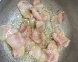 Foto del paso 1 de la receta: Huevos revueltos con tocineta