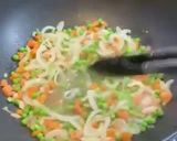 A picture of step 4 of Chicken Fried Rice My Way (Κινέζικο Τηγανιτό Ρύζι)!.