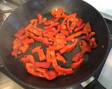 Une image de l'étape 7 de Bœuf sauté au poivron rouge, trevisana et épices italiennes.
