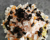 Foto del paso 15 de la receta: Ensaladilla de gambas, surimi y atún