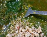A picture of step 9 of Stuffed Italian spiced potato in spinach.