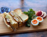 A picture of step 4 of Hire-Katsu Sando (Fried fillet pork Tonkatsu sandwich).