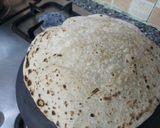 A picture of step 4 of Roti.