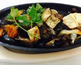 Hình bước làm 8 của món Đậu hũ, nấm, hành củ nướng