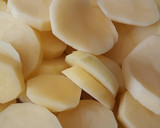 Foto del paso 1 de la receta: Salchichas con patatas