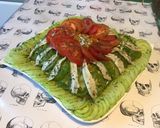 Une image de l'étape 8 de Salade de concombre, tomates, anchois,thon et scarole.