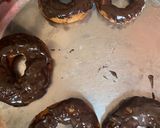 किटकॅट डोनट (kitkat donut recipe in marathi) रेसिपी स्टेप 3 फोटो 