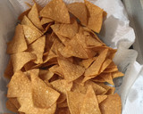 Foto del paso 4 de la receta: Guaca~Nachos 😋😋