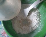 Foto langkah ke 1 dari resep Molen pisang eggless.