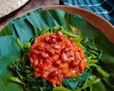 Foto langkah ke 1 dari resep Plecing Kangkung Khas Lombok.