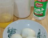 Gambar langkah 1 resipi Home Made Mayonnaise.