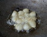 Foto langkah ke 8 dari resep Cilok Goreng Telur.