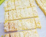 Foto langkah ke 4 dari resep Kastengel Keju.