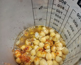 Foto del paso 4 de la receta: Hummus de garbanzos, pasas y pimiento rojo