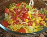 Foto del paso 6 de la receta Ensalada de escarola, granada, maíz y tomates cherry 