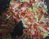 A picture of step 6 of Chicken Spring Roll.