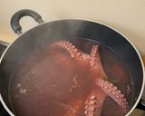 Foto del paso 5 de la receta: Pulpo a la plancha con papas arrugadas y mojo