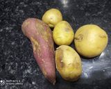 શક્કરીયા બટાકા નું શાક (Shakkariya Bataka Shak Recipe In Gujarati) રેસીપી સ્ટેપ1ફોટો
