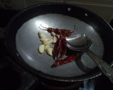 A picture of step 2 of Jawas chutney.