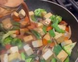 Une image de l'étape 4 de Tofu sauce aux arachides.