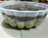 Foto langkah ke 5 dari resep Pudding Alpukat Orea Coklat.