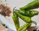 A picture of step 2 of Chattpatey pakorey.