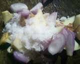 Foto langkah ke 1 dari resep Soto ayam kuah bening.