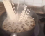Foto del paso 3 de la receta: Ramen de cerdo y setas 🥣