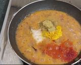 A picture of step 2 of Matar Phool makhana.
